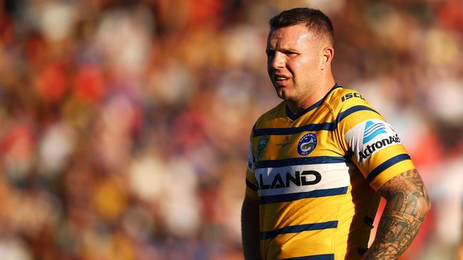 SYDNEY, NEW SOUTH WALES - MARCH 11: Nathan Brown of the Eels looks dejected during the round one NRL match between the Penrith Panthers and the Parramatta Eels at Panthers Stadium on March 11, 2018 in Sydney, Australia. (Photo by Mark Kolbe/Getty Images)