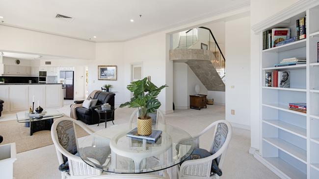 A Runaway Bay penthouse on the Gold Coast once owned by motorsports legend Sir Jack Brabham is going to auction on October 1, 2022. Picture: Supplied.