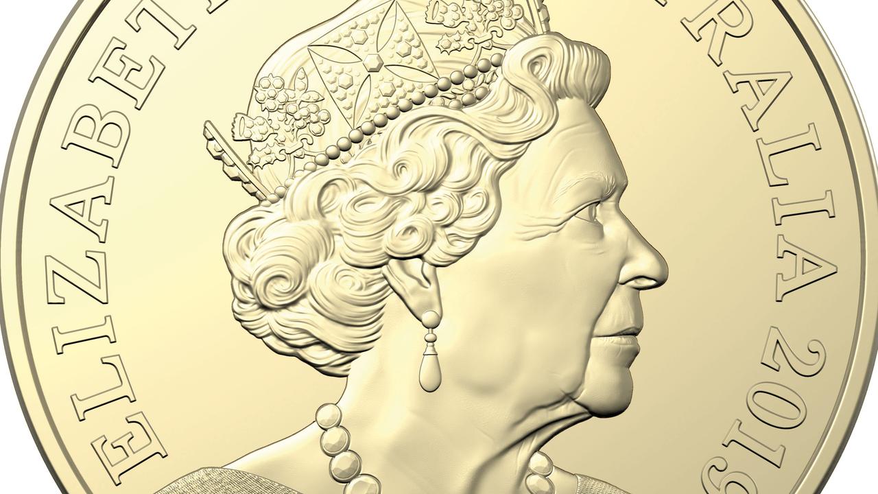 Ньюс роял. 3d model Coin Elizabeth II. All money Elizabeth II.