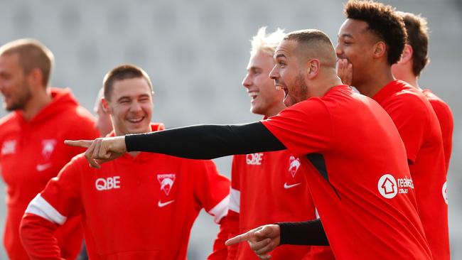 Lance Franklin with teammates this week. Picture: Michael Willson/AFL Photos