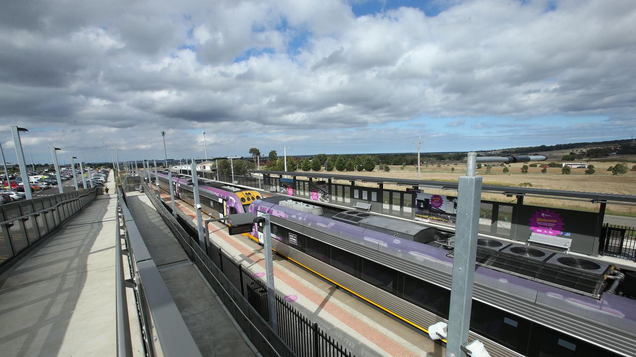 Train pain on Geelong line. Picture: Alan Barber