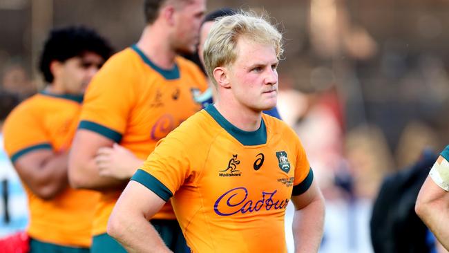 SANTA FE, ARGENTINA - SEPTEMBER 7:   Tom Lynagh of Australia looks dejected at the end of the Rugby Championship 2024 match between Argentina and Australia at Brigadier General Estanislao Lopez Stadium on September 7, 2024 in Santa Fe, Argentina. (Photo by Daniel Jayo/Getty Images)