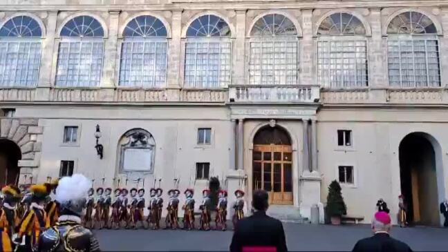 34 New Swiss Guard Recruits Pledge Loyalty to Pope Francis