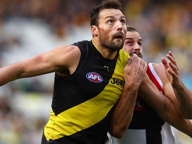 AFL Round 23. Richmond vs St Kilda at the MCG. Richmond's Toby Nankervis battles with St Kilda's Josh Bruce at a boundary throw in  . Pic: Michael Klein