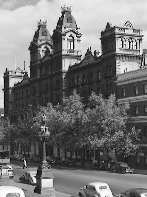 The hotel in 1949.