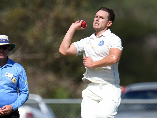 Chris Brittain bowls for Baxter in the 2016-17 Provincial grand final. Picture: Jason Sammon