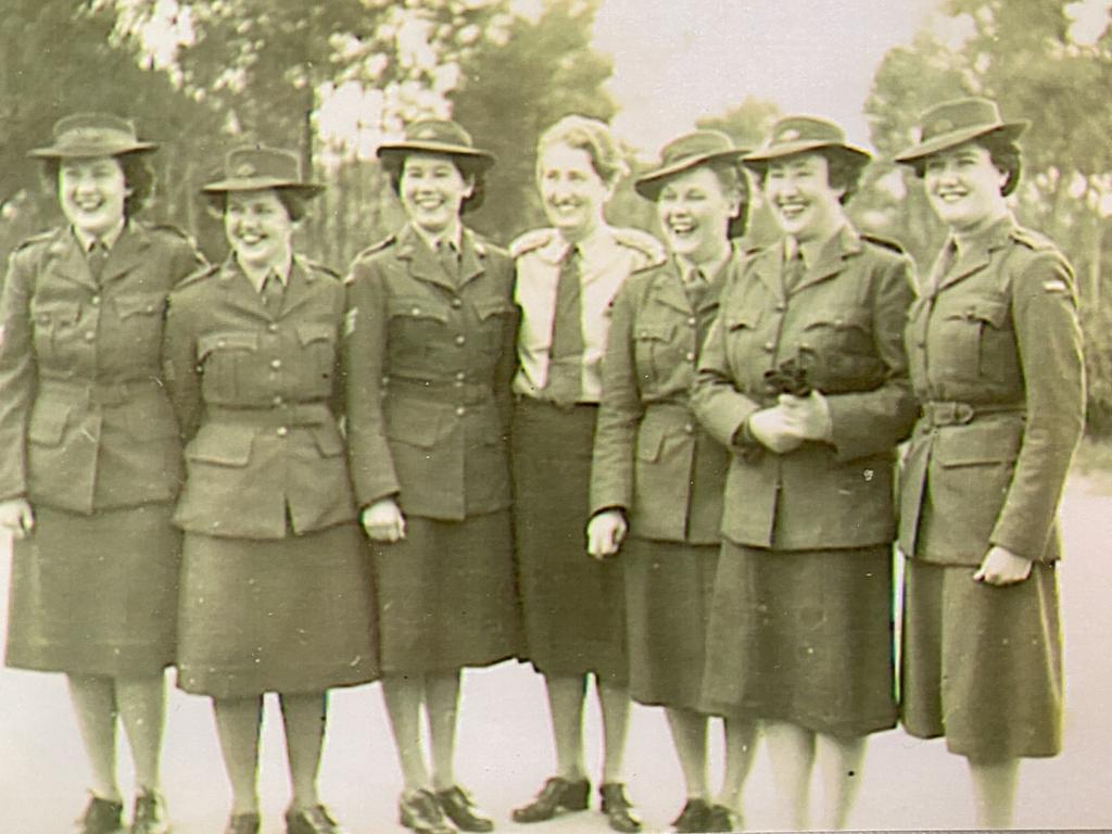 Garage Girls to receive Australian Intelligence Medal for WW2 ...