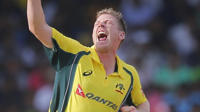 Australia's James Faulkner took a hat-trick in the second one-dayer against Sri Lanka.