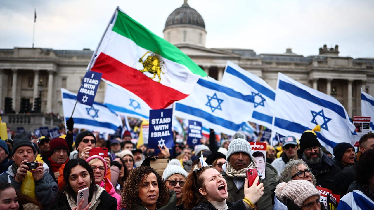 Pro-Israeli supporters show solidarity for victims and hostages. Picture: Henry Nicholls/AFP.