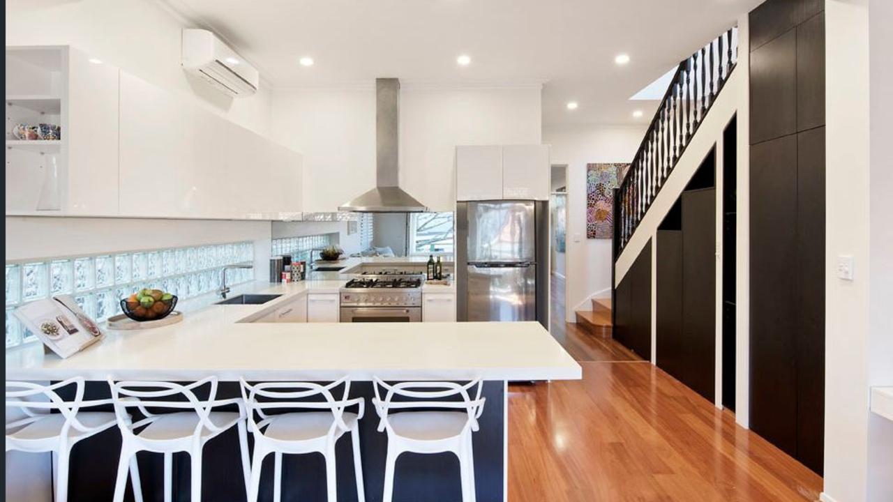 22A Arden Street, Waverley, NSW 2024From source:https://www.realestate.com.au/property-house-nsw-waverley-131605638