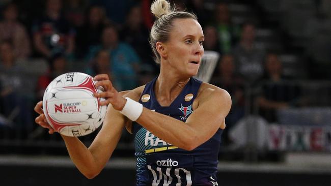 Renae Ingles will retire at the end of the Super Netball season.