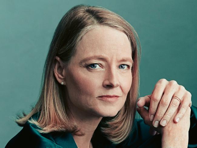 *** STRICTLY EMBARGOED FOR USE ONLY BY STELLAR MAGAZINE *** MUST NOT RUN BEFORE: DECEMBER 17, 2017 STELLAR Q&A: JODIE FOSTER *** Photo: Austin Hargrave *** RESTRICTED USE: STELLAR ONLY *** PENALTIES APPLY $$$ ***