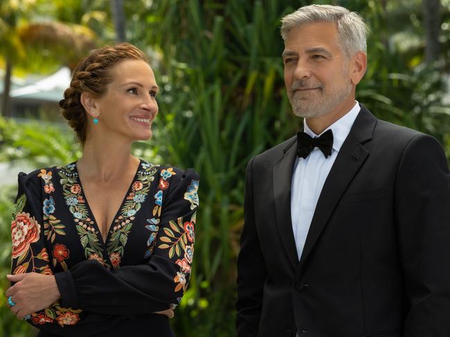 Julia Roberts and George Clooney filming Ticket To Paradise in Australia.