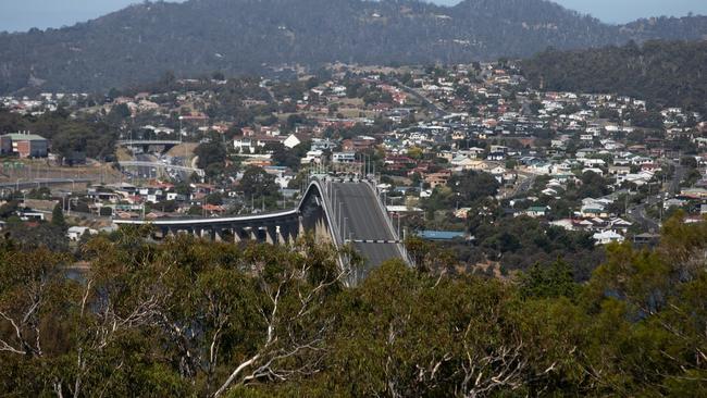 A truck turned over on the Tasman Bridge, and traffic diverted as the bridge was close. Picture : Mireille Merlet