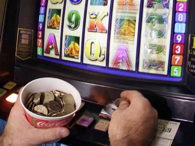 The NSW government plans to make poker machiens cashless by 2029.