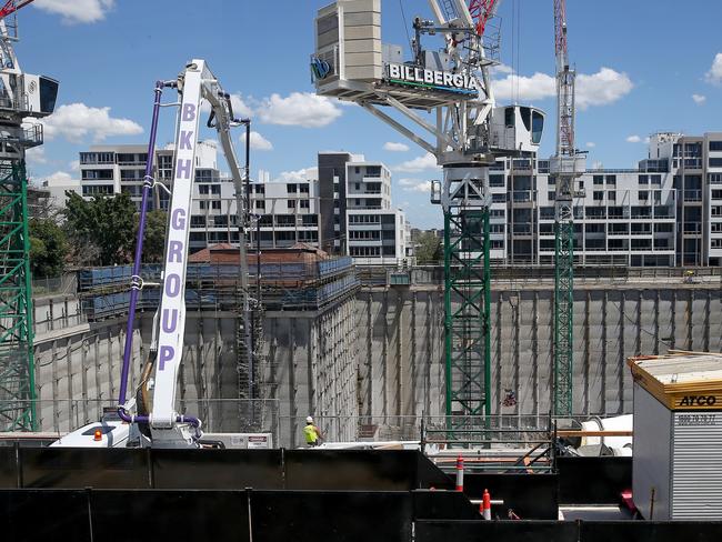 Every person in the construction chain will be required to be registered before working on a high-rise under the changes. Picture: Toby Zerna