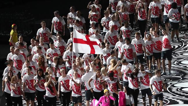 The England team waves to the crowd. Photo: Getty