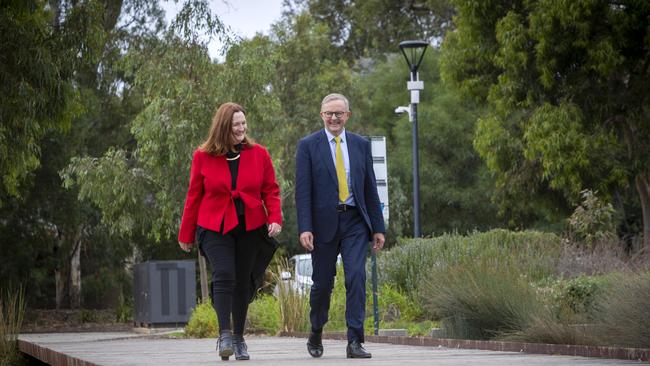 Labor candidate for Boothby, Louise Miller-Frost and opposition leader Anthony Albanese. Picture: Emma Brasier.