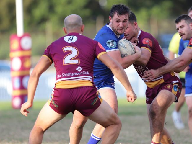 Liam Holland charges at the line. Picture: Steve Montgomery/Ourfootyteam
