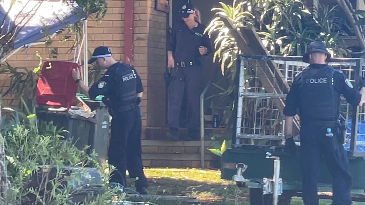 Police search a property at Oxford St, Kingscliff on April 10, 2024.  Picture: Charlton Hart