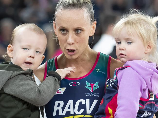 Melbourne Vixen Renae Ingles with children Jacob and Milla