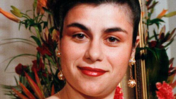 Vic imposter Sara Grasso at 18 years of age. In 1995 she was found guilty of fraud after she had for several years been posing as a lawyer, awarding herself fake degrees, law prizes and scholarships.imposter