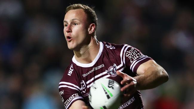 Daly Cherry-Evans of the Sea Eagles passes the ball during the Round 22 NRL match between the Manly Sea Eagles and the Wests Tigers at Lottoland in Sydney, Thursday, August 15, 2019. (AAP Image/Brendon Thorne) NO ARCHIVING, EDITORIAL USE ONLY