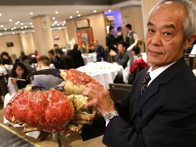 Golden Century Chinese Seafood Restaurant, Sussex Street, Haymarket. Ben Leung with a King Crab. Restaurants, Cafe's and food outlets are rare throughout Sydney after midnight. A range of carefully chosen eateries around Sydney as an alternative to large fast food chains such as McDonalds etc. Pics Bill Hearne