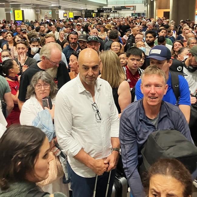 Line for passengers to go through security at the Brisbane Domestic Airport. Picture: Kieran Pelly