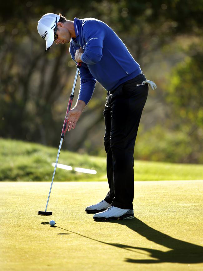 Scott putting with the broomstick in 2012. Picture: Gregg Porteous 