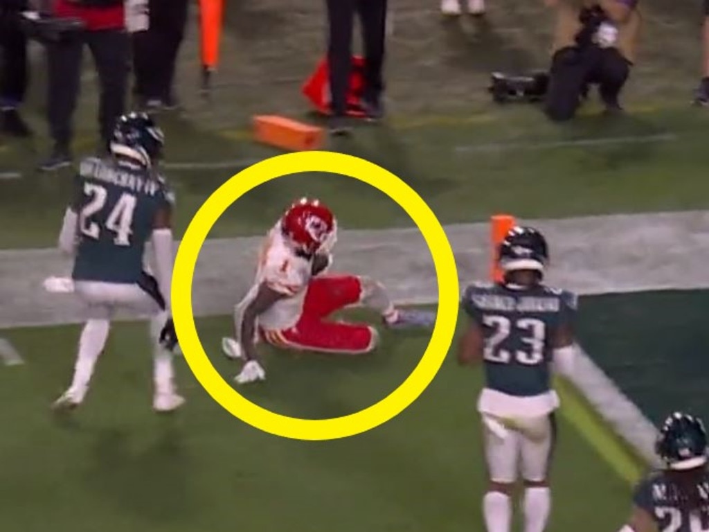 Chiefs clinch AFC West title on game-winning touchdown run from Jerick  McKinnon