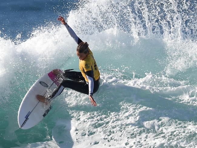 Photos of Sally Fitzgibbons - Sally Fitzgibbons | World 