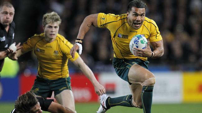 Former Wallaby Digby Ioane has signed with the Crusaders.