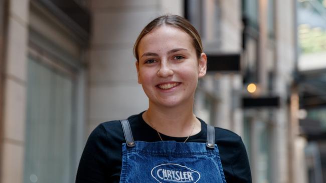 Cafe waitress Phoebe Colson, 19, said hundreds of people are queuing up to see the ‘worst, tiny apartment ever’. Picture: NCA NewsWire / Nikki Short