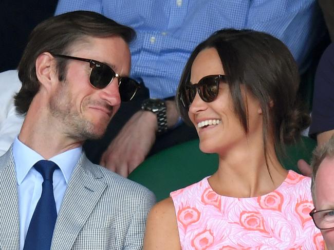 LONDON, ENGLAND - JULY 06:  Pippa Middleton and James Matthews attend day nine of the Wimbledon Tennis Championships at Wimbledon on July 06, 2016 in London, England.  (Photo by Karwai Tang/WireImage)