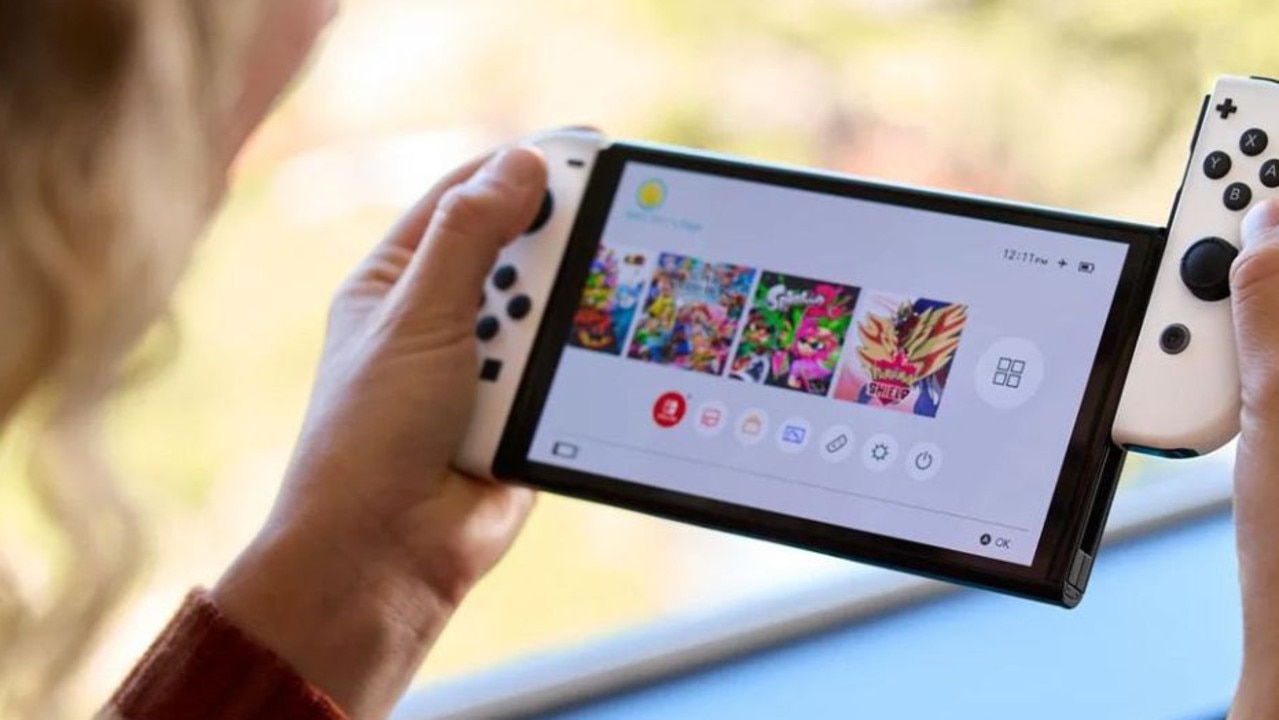 Score $70 off the Nintendo Switch console at Amazon. Picture: Amazon Australia