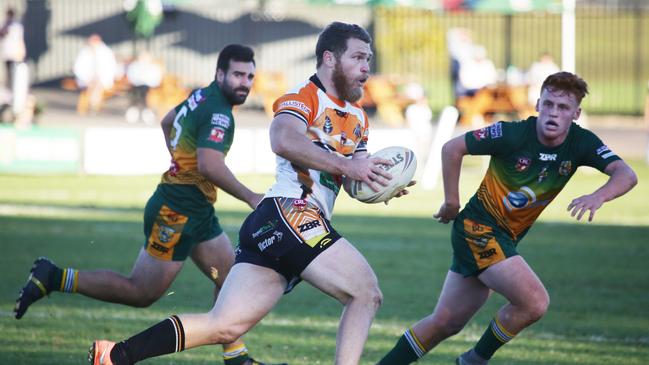 Nelson playing for the club in 2017. (AAP image/ Mark Scott )