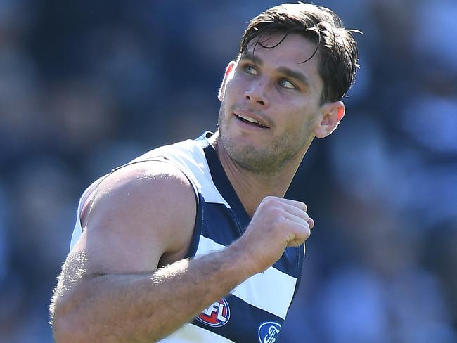 Tom Hawkins of the Cats reacts after kicking a goal during the Round 23 AFL match between the Geelong Cats and the Gold Coast Suns at GMHBA Stadium in Geelong, Saturday, August 25, 2018. (AAP Image/Julian Smith) NO ARCHIVING, EDITORIAL USE ONLY