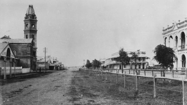 Bourbong Street, Bundaberg, ca. 1890. A snapshot of Bourbong Street, Bundaberg’s central thoroughfare during the late 19th century. Source: John Oxley Library, State Library of Queensland