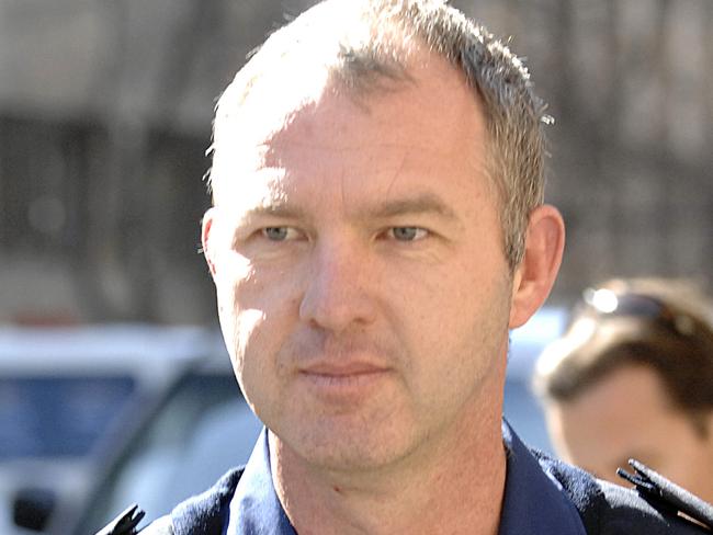 24/08/2007 NEWS: Supreme court.Paramedic david watson .Farquharson trial. Katie Bice has ID