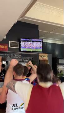 Brisbane fans celebrate at The Rose hotel