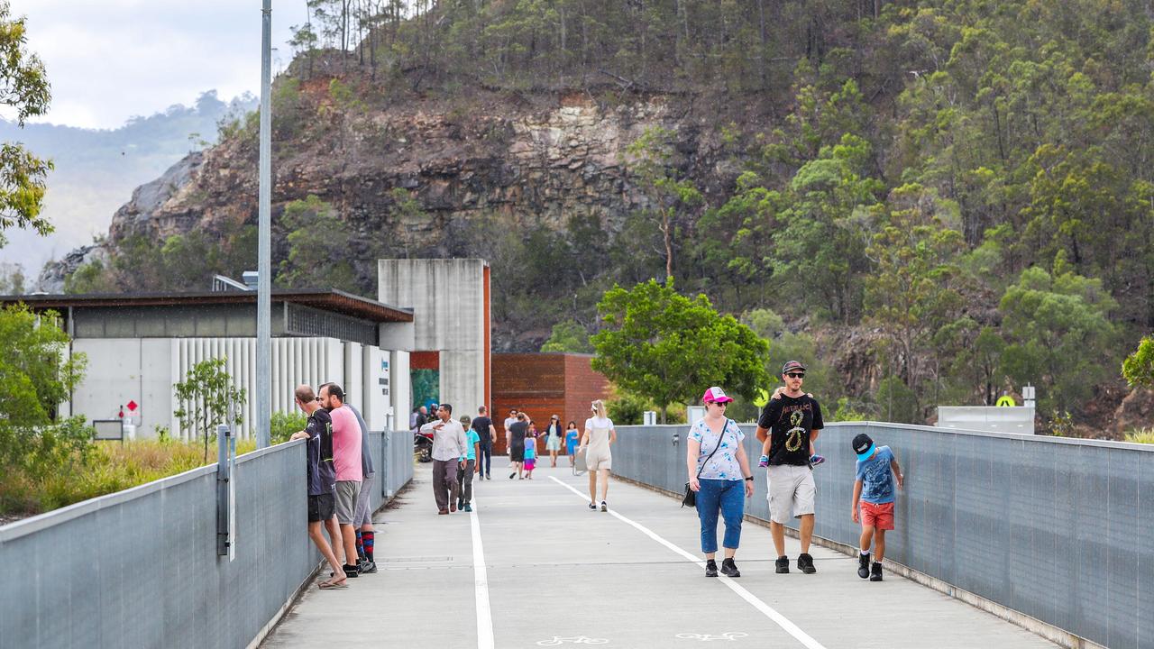 Flood Water clean up on the Gold Coast. People visiting Hinze Dam after the recent downpour. Picture: NIGEL HALLETT