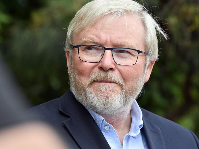 Robert Skelton with former Prime Minster of Australian Kevin Rudd, at press conference, Nambour. Picture, Patrick Woods.