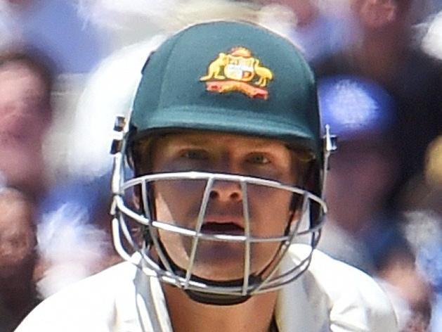 Australia's batsman Shane Watson drives a ball from the Indian bowling on the first day of the third cricket Test at the Melbourne Cricket Ground (MCG) in Melbourne on December 26, 2014. AFP PHOTO / William WEST --IMAGE RESTRICTED TO EDITORIAL USE - STRICTLY NO COMMERCIAL USE--