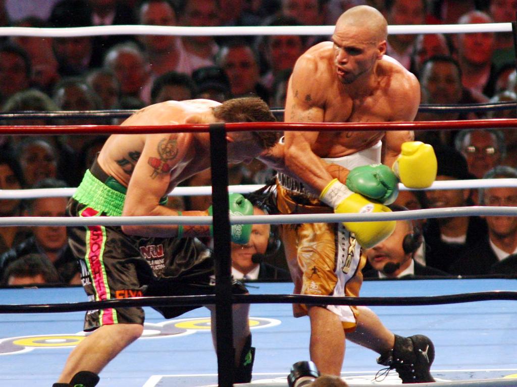 Anthony Mundine and Danny Green (black trunks) during their Super Middleweight bout for shot at WBA World Title, at Aussie Stadium in Sydney.