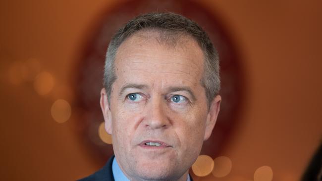 Shorten said it would be “prudential” for people to explain that they’re eligible to run. Picture: AAP