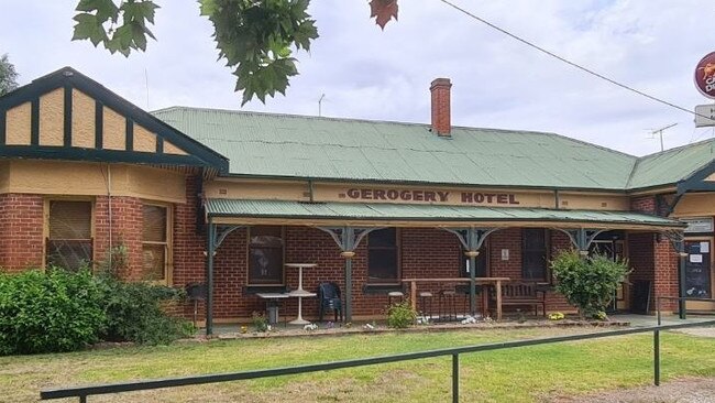 Gerogery Hotel’s response to the review was praised online. Picture: Instagram