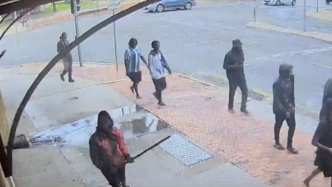 Locals in Alice Springs riot on Tuesday afternoon following ceremony of teenager killed while travelling in stolen car.