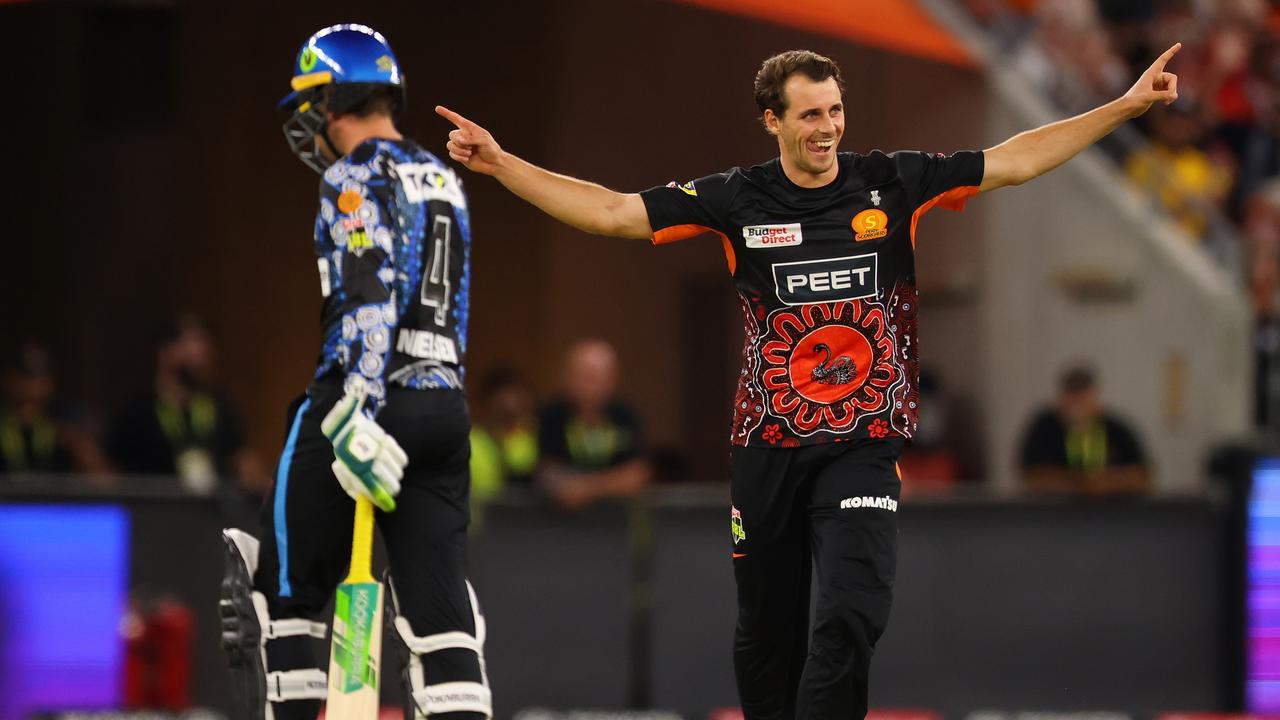 Lance Morris of the Scorchers celebrates his 5th wicket against the Strikers at Optus Stadium. Picture: James Worsfold/Getty Images