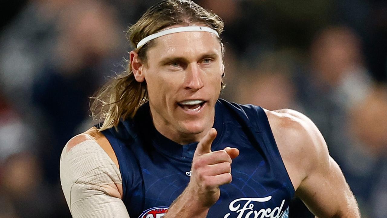 Cats veteran to play on after signing fresh deal